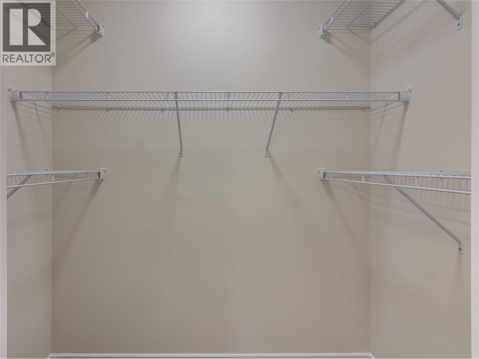 3362 Skaha Lake Road Unit# 1203. Penticton, British Columbia