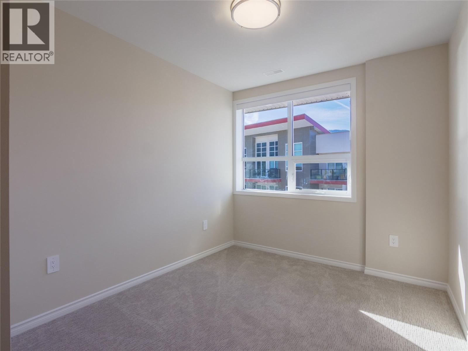 3362 Skaha Lake Road Unit# 1203. Penticton, British Columbia