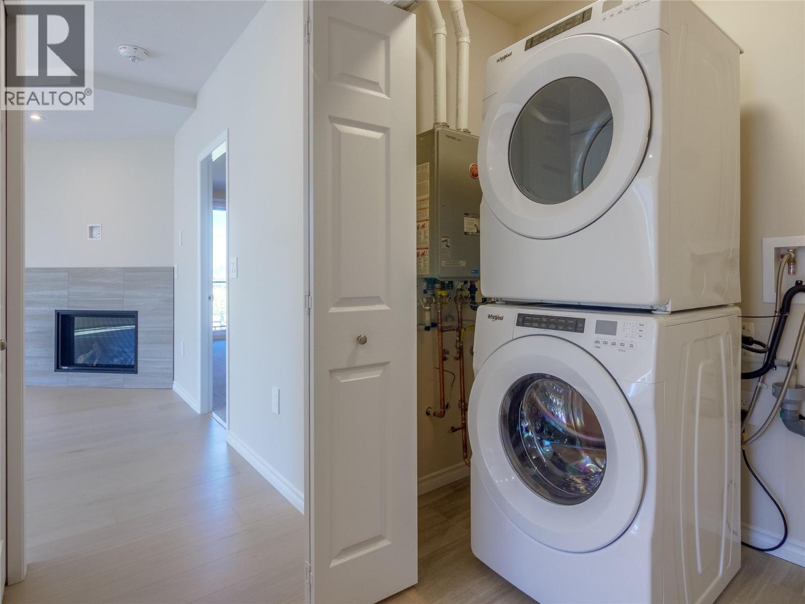 3362 Skaha Lake Road Unit# 1203. Penticton, British Columbia