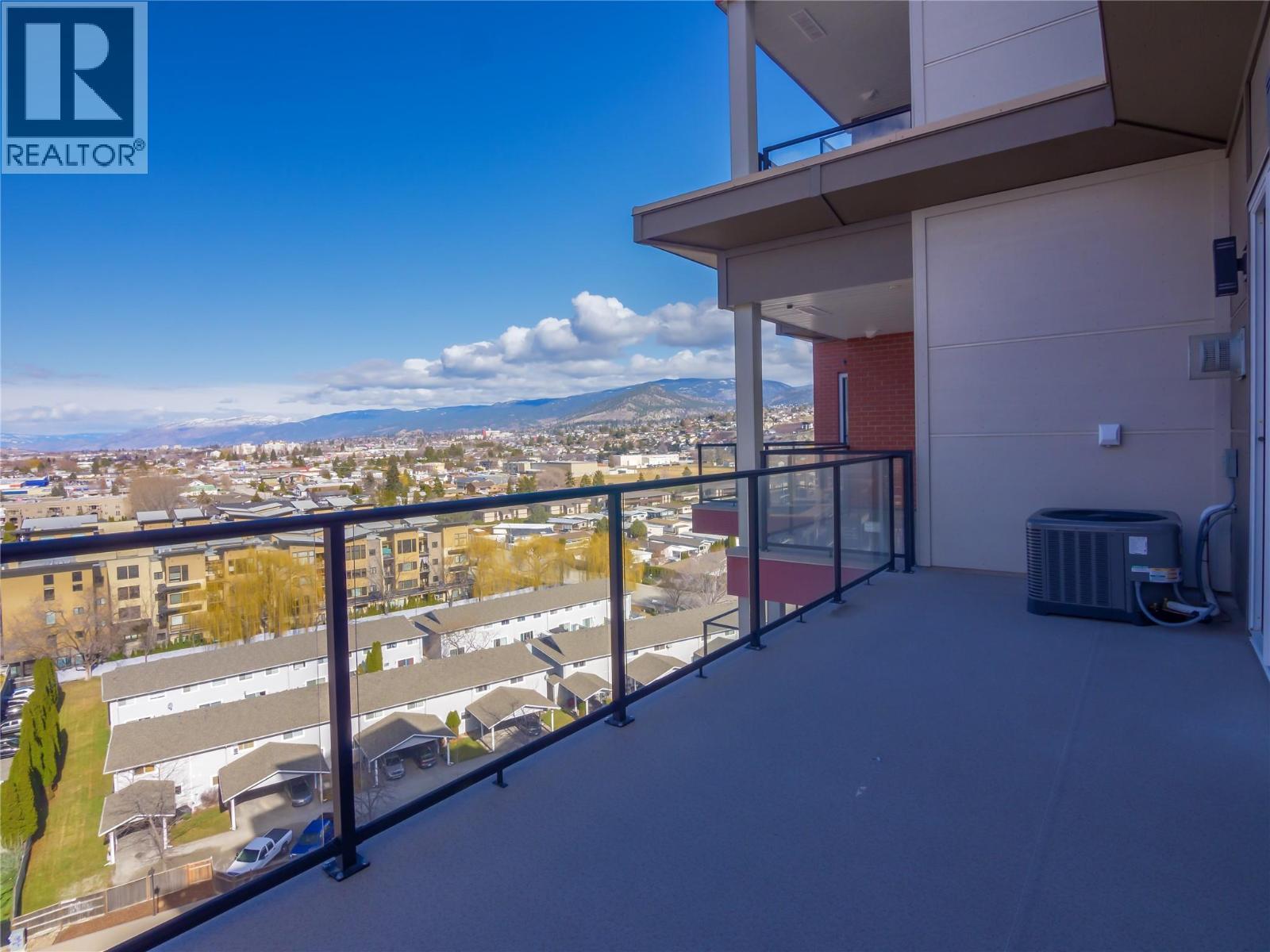 3362 Skaha Lake Road Unit# 1203. Penticton, British Columbia