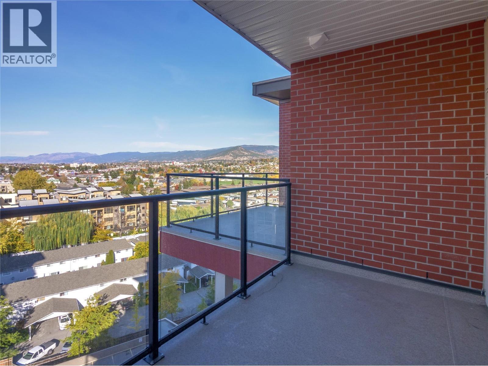 3362 Skaha Lake Road Unit# 1203. Penticton, British Columbia