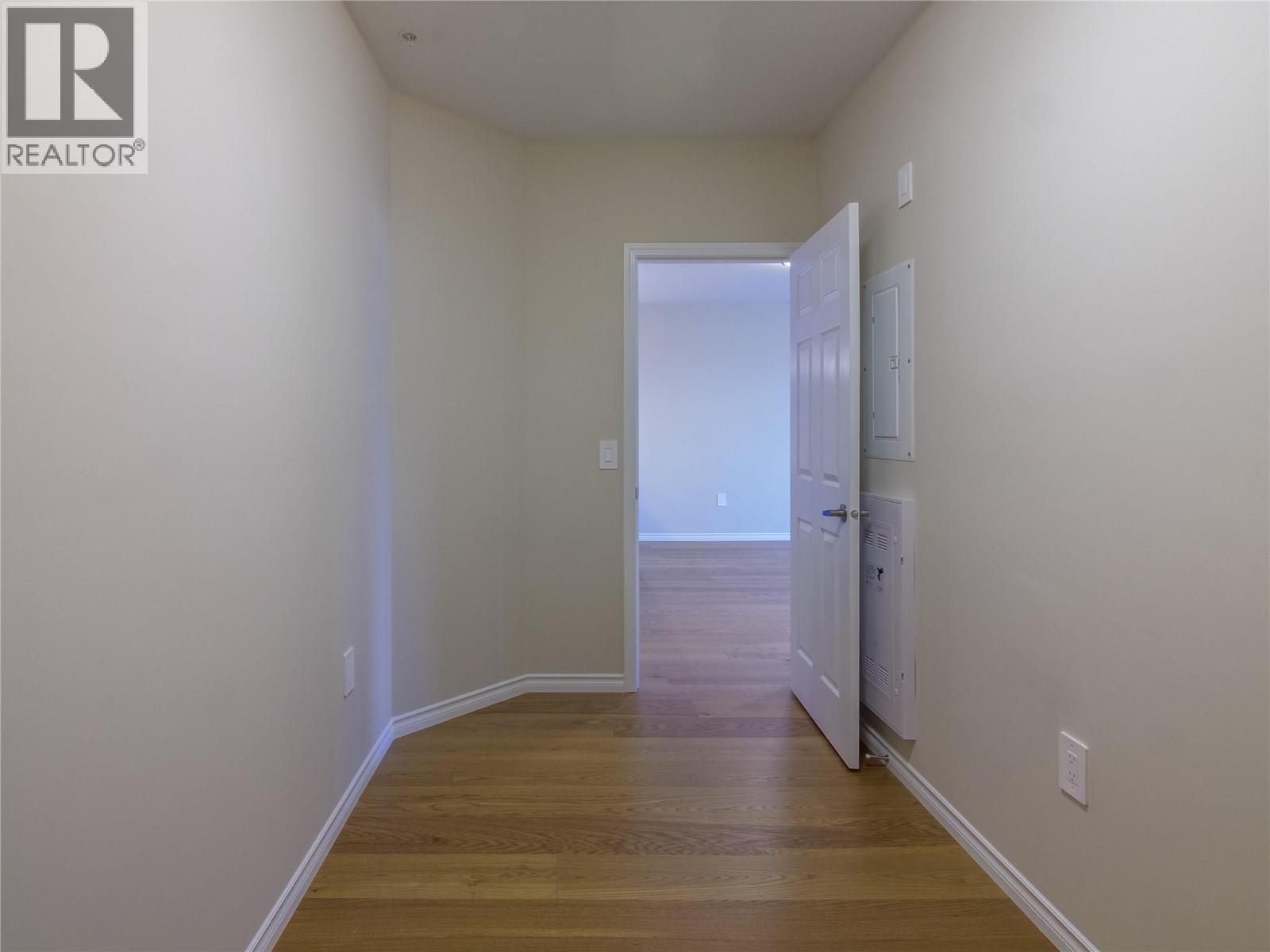 3362 Skaha Lake Road Unit# 1202. Penticton, British Columbia