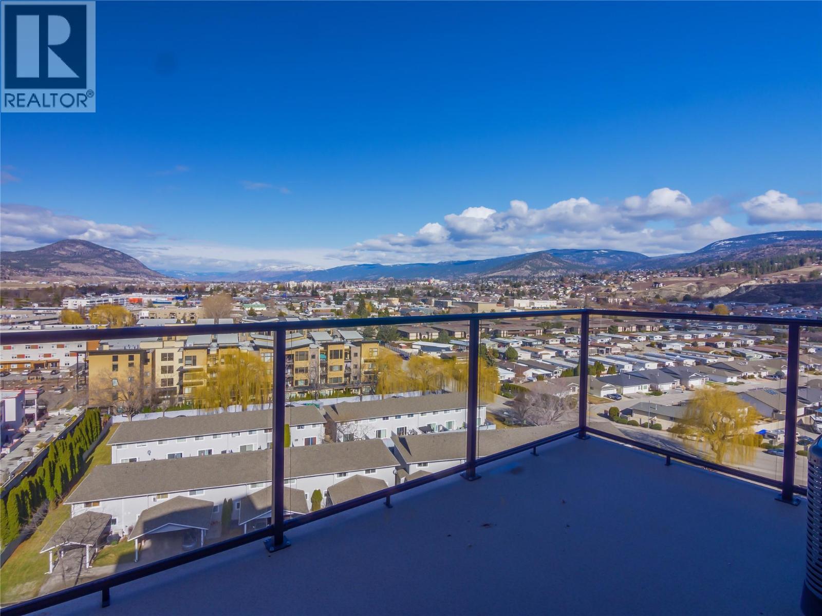 3362 Skaha Lake Road Unit# 1202. Penticton, British Columbia