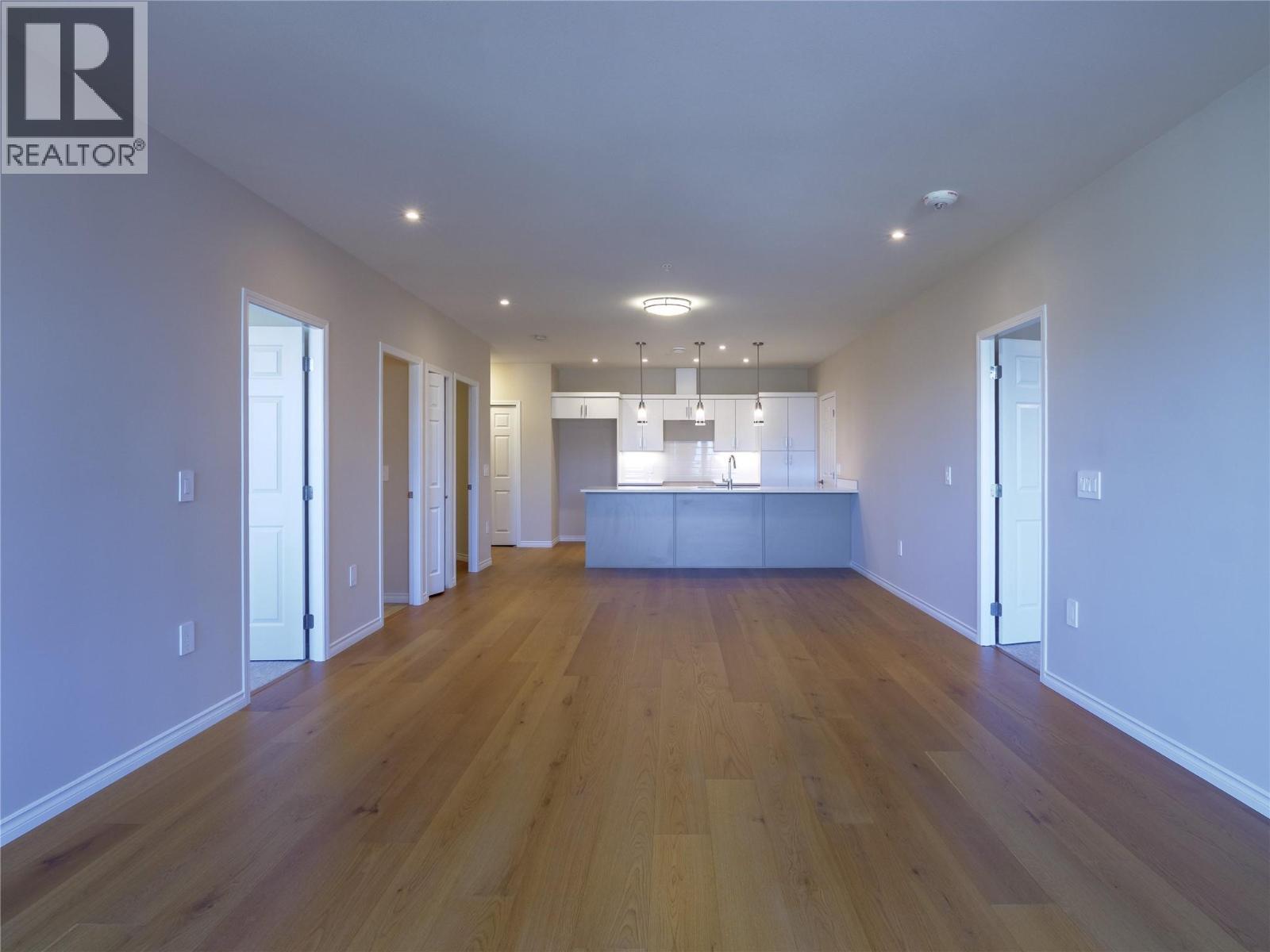 3362 Skaha Lake Road Unit# 1202. Penticton, British Columbia