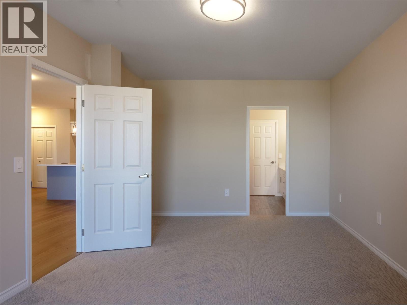 3362 Skaha Lake Road Unit# 1202. Penticton, British Columbia