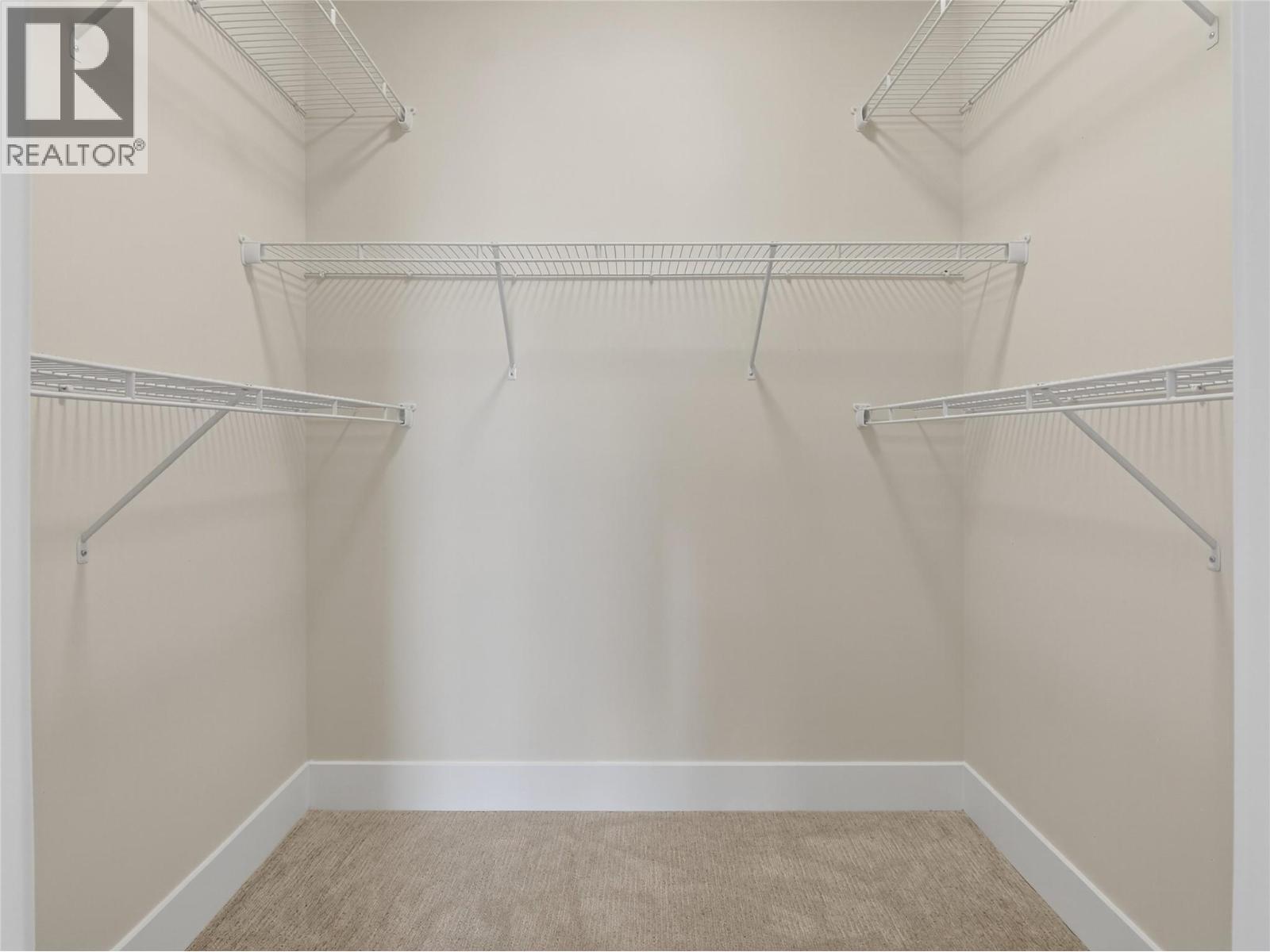 3362 Skaha Lake Road Unit# 1401. Penticton, British Columbia