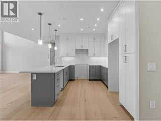 3362 Skaha Lake Road Unit# 1401. Penticton, British Columbia