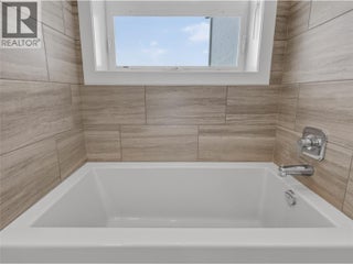 3362 Skaha Lake Road Unit# 1401. Penticton, British Columbia