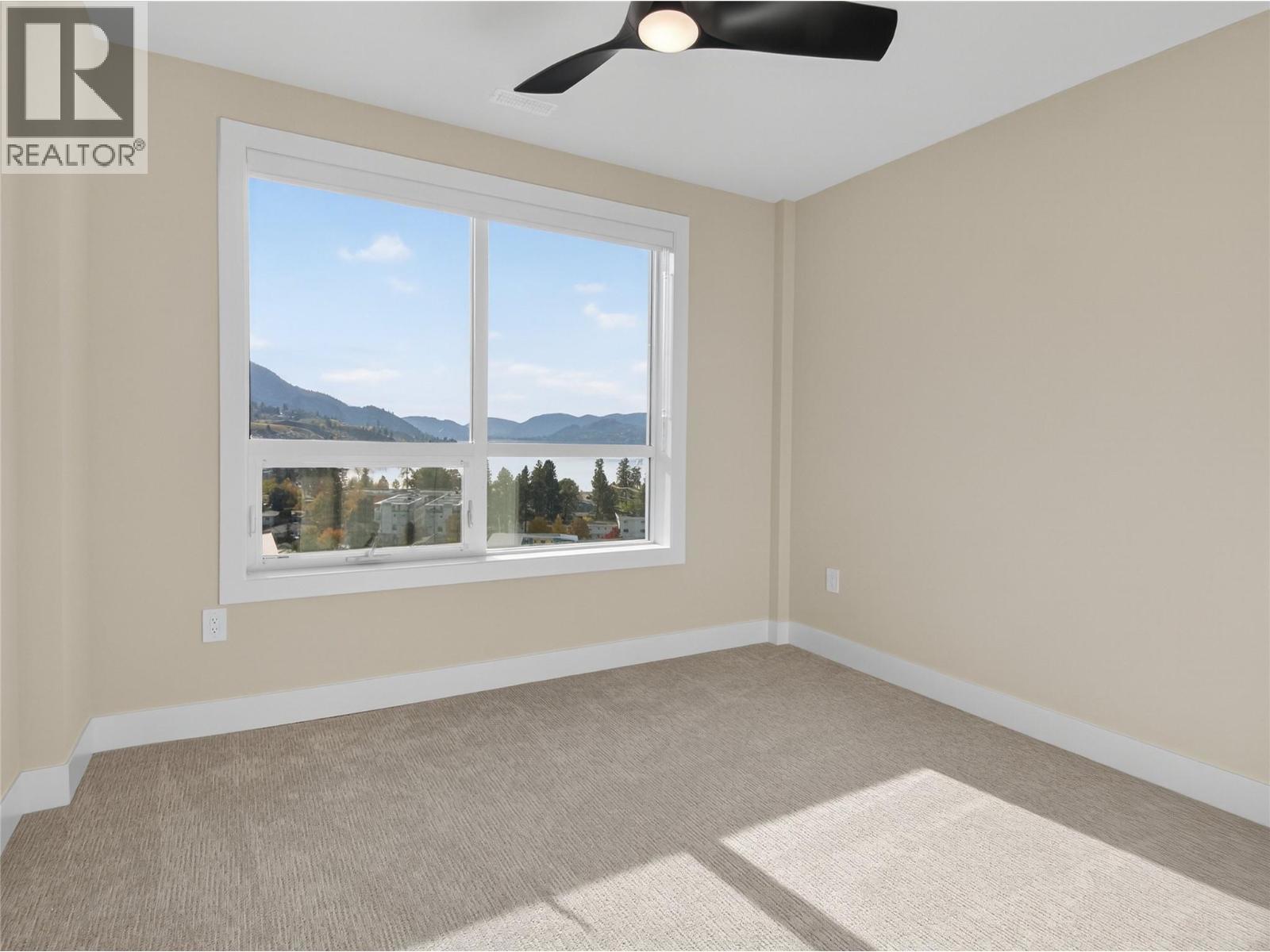 3362 Skaha Lake Road Unit# 1303. Penticton, British Columbia