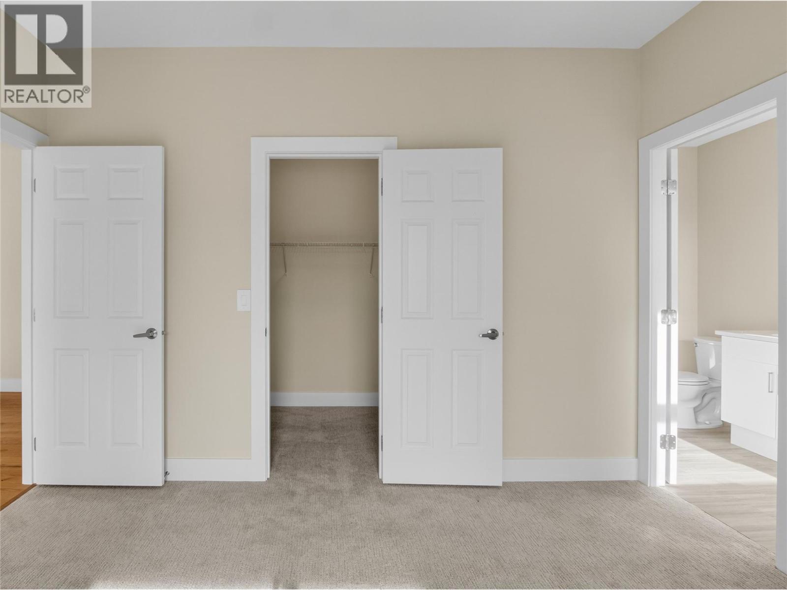 3362 Skaha Lake Road Unit# 1303. Penticton, British Columbia