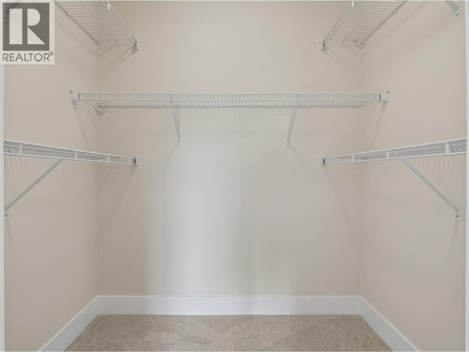 3362 Skaha Lake Road Unit# 1303. Penticton, British Columbia