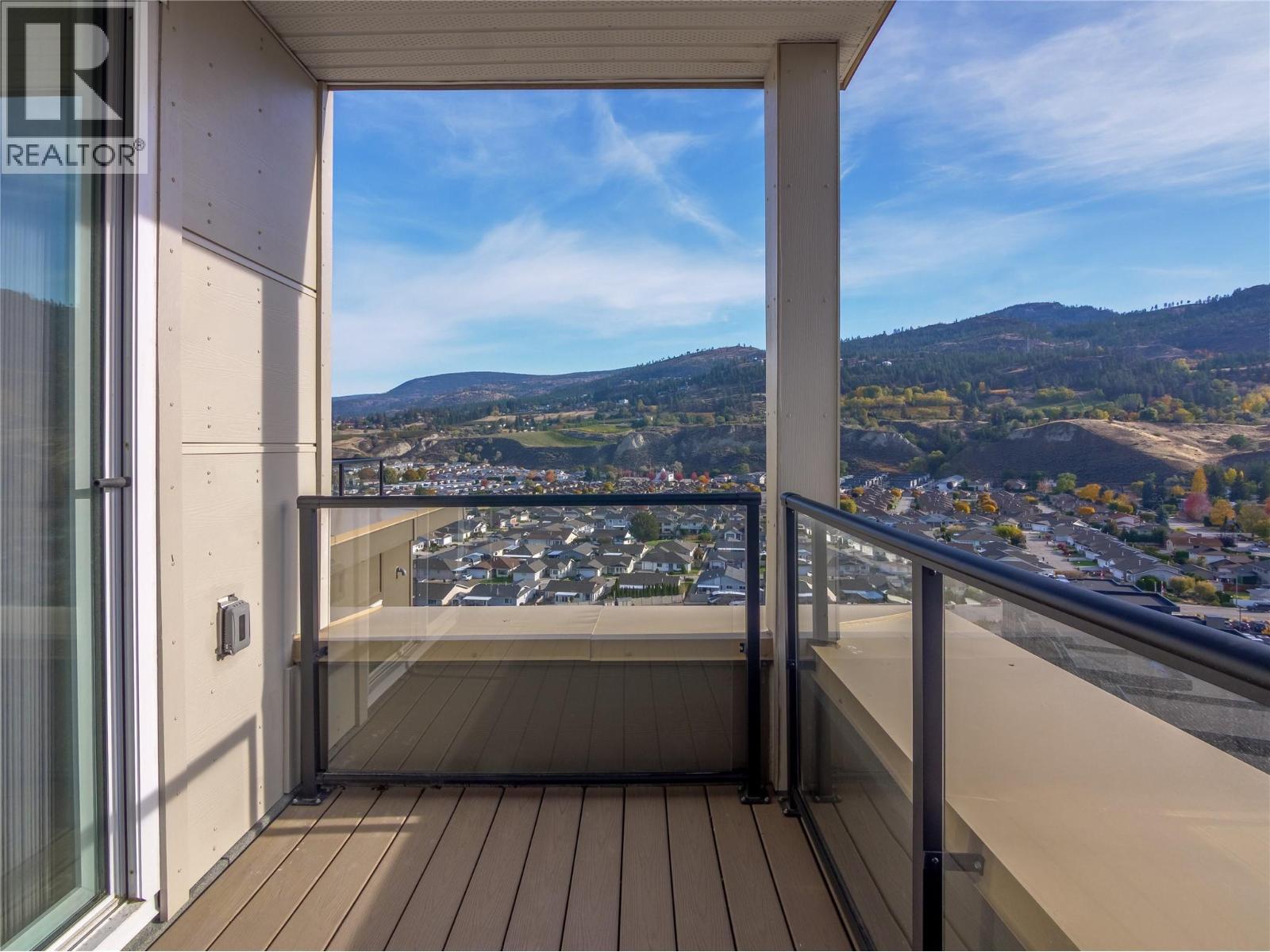 3362 Skaha Lake Road Unit# 1303. Penticton, British Columbia