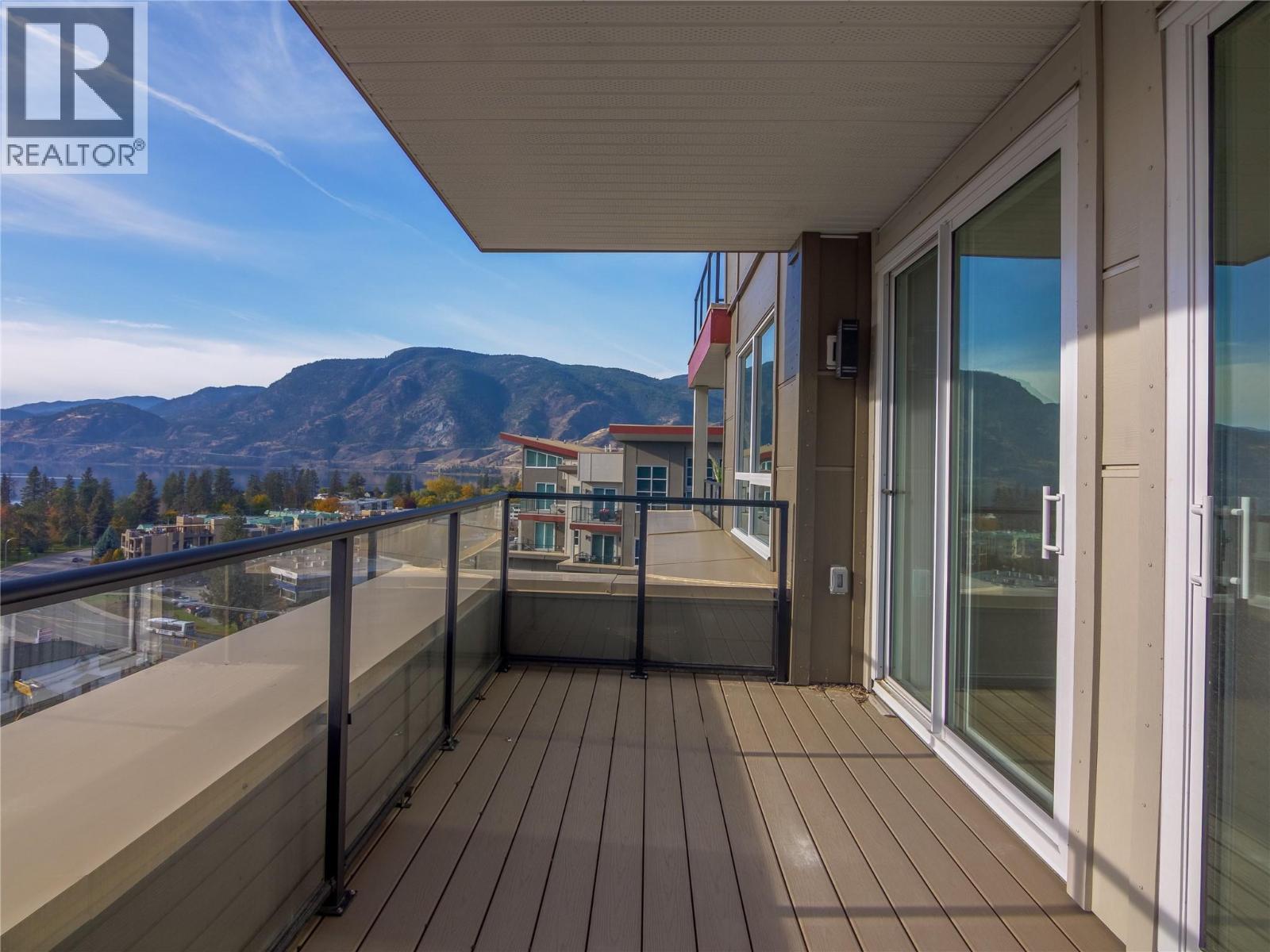 3362 Skaha Lake Road Unit# 1303. Penticton, British Columbia
