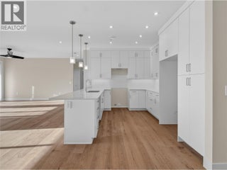 3362 Skaha Lake Road Unit# 1303. Penticton, British Columbia