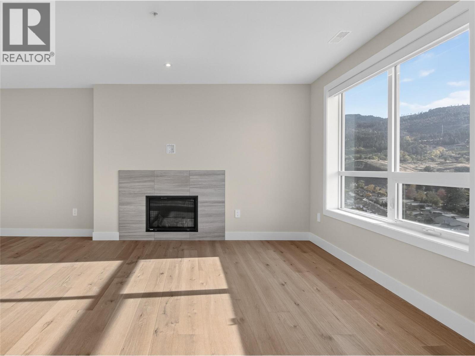 3362 Skaha Lake Road Unit# 1303. Penticton, British Columbia