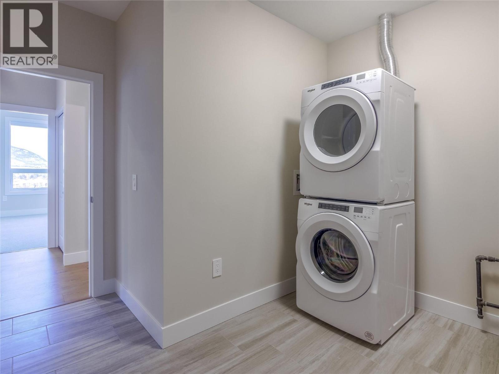 3362 Skaha Lake Road Unit# 1301. Penticton, British Columbia