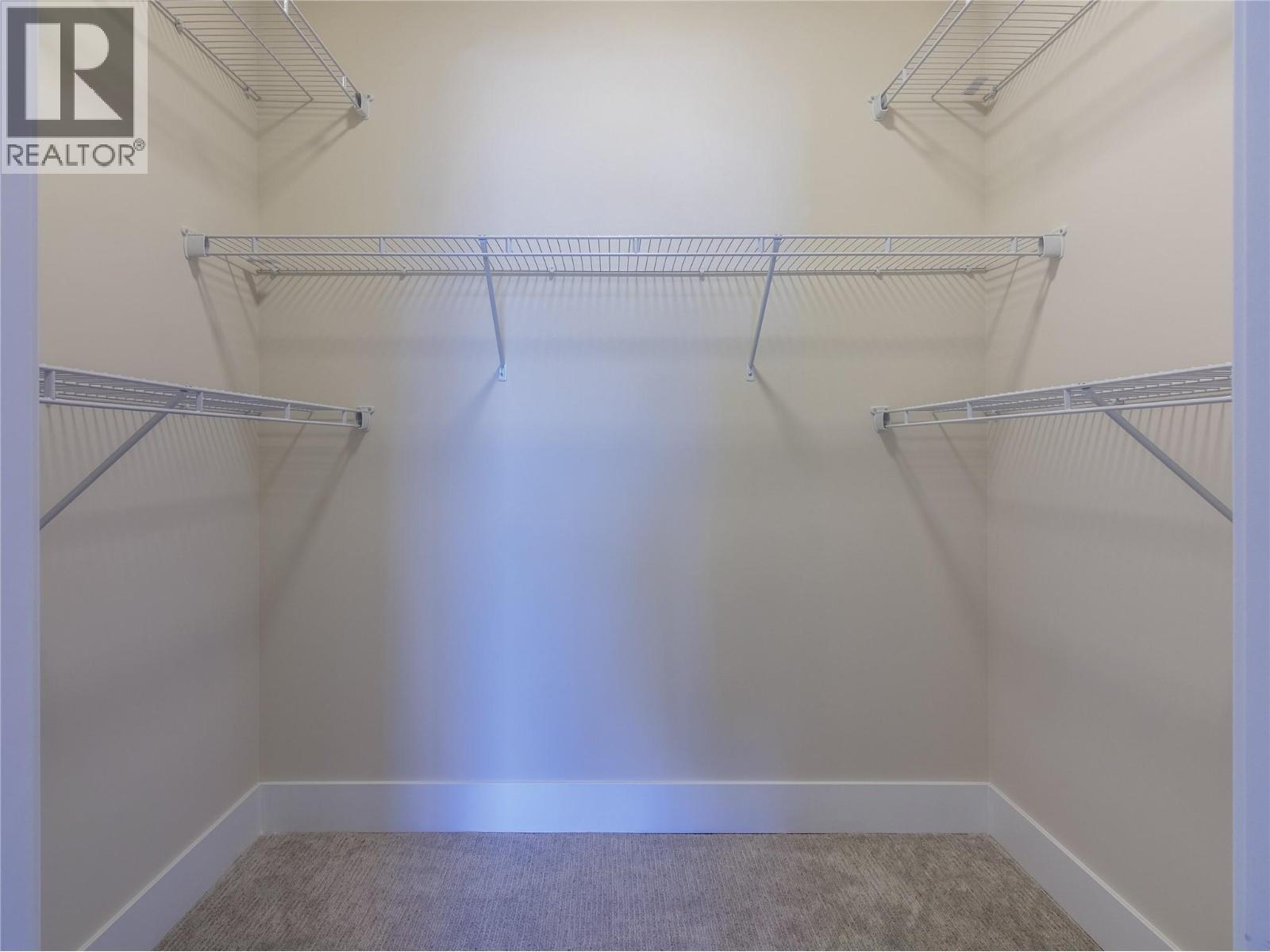 3362 Skaha Lake Road Unit# 1301. Penticton, British Columbia