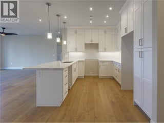 3362 Skaha Lake Road Unit# 1301. Penticton, British Columbia