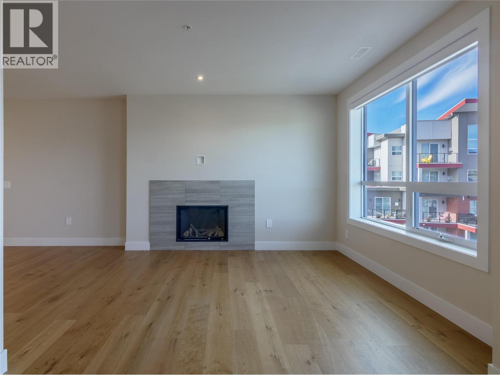 3362 Skaha Lake Road Unit# 1301. Penticton, British Columbia