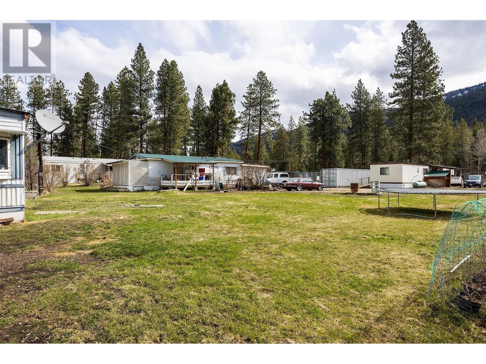 85 Ernest Avenue. Beaverdell, British Columbia