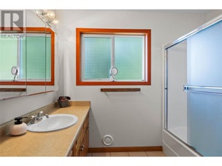 1837 Archibald Road Unit# 115. Blind Bay, British Columbia