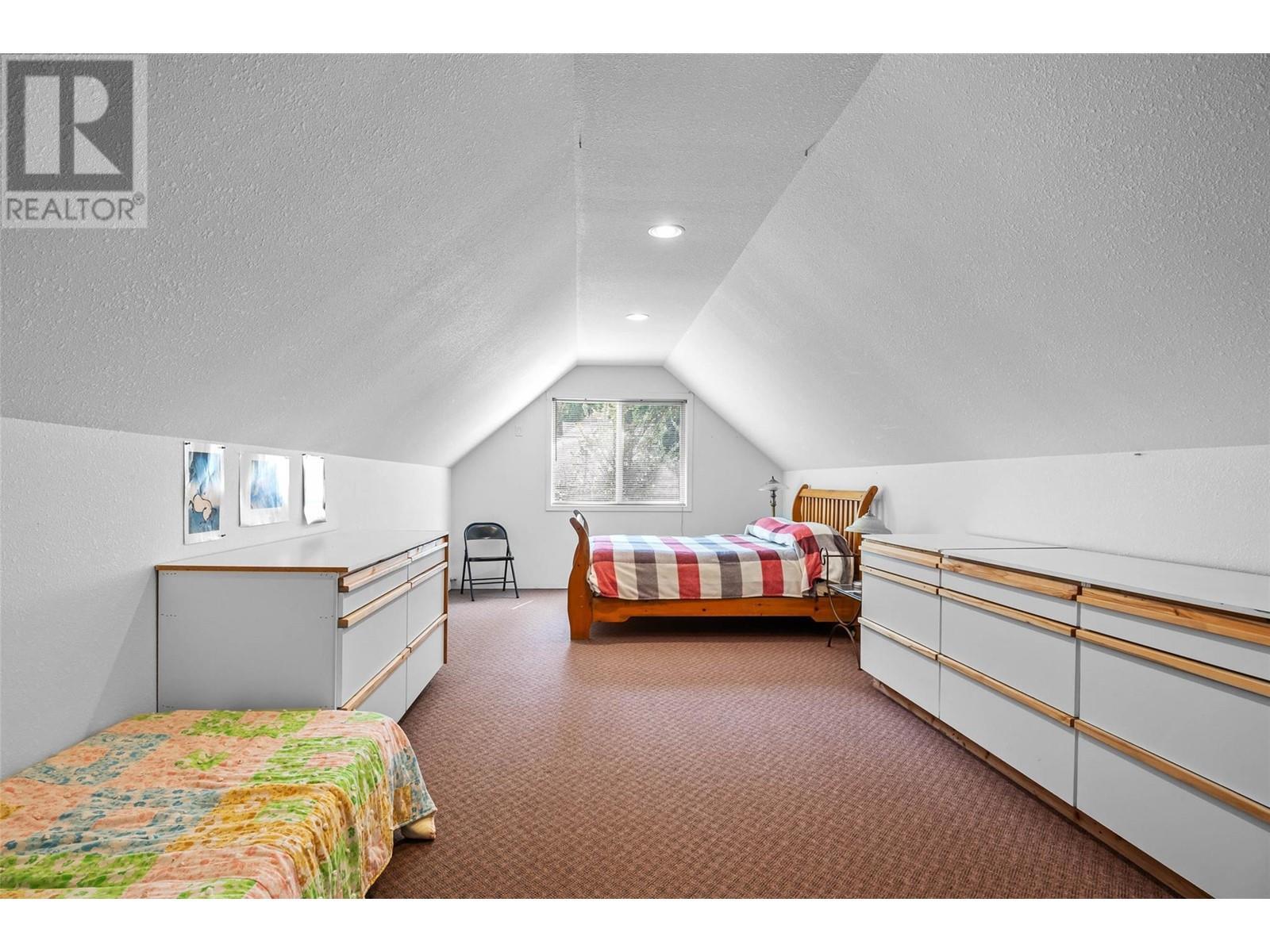 1837 Archibald Road Unit# 115. Blind Bay, British Columbia