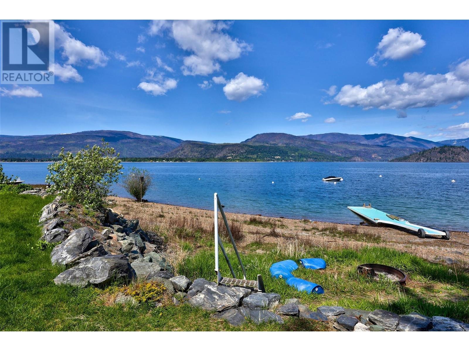 1837 Archibald Road Unit# 115. Blind Bay, British Columbia