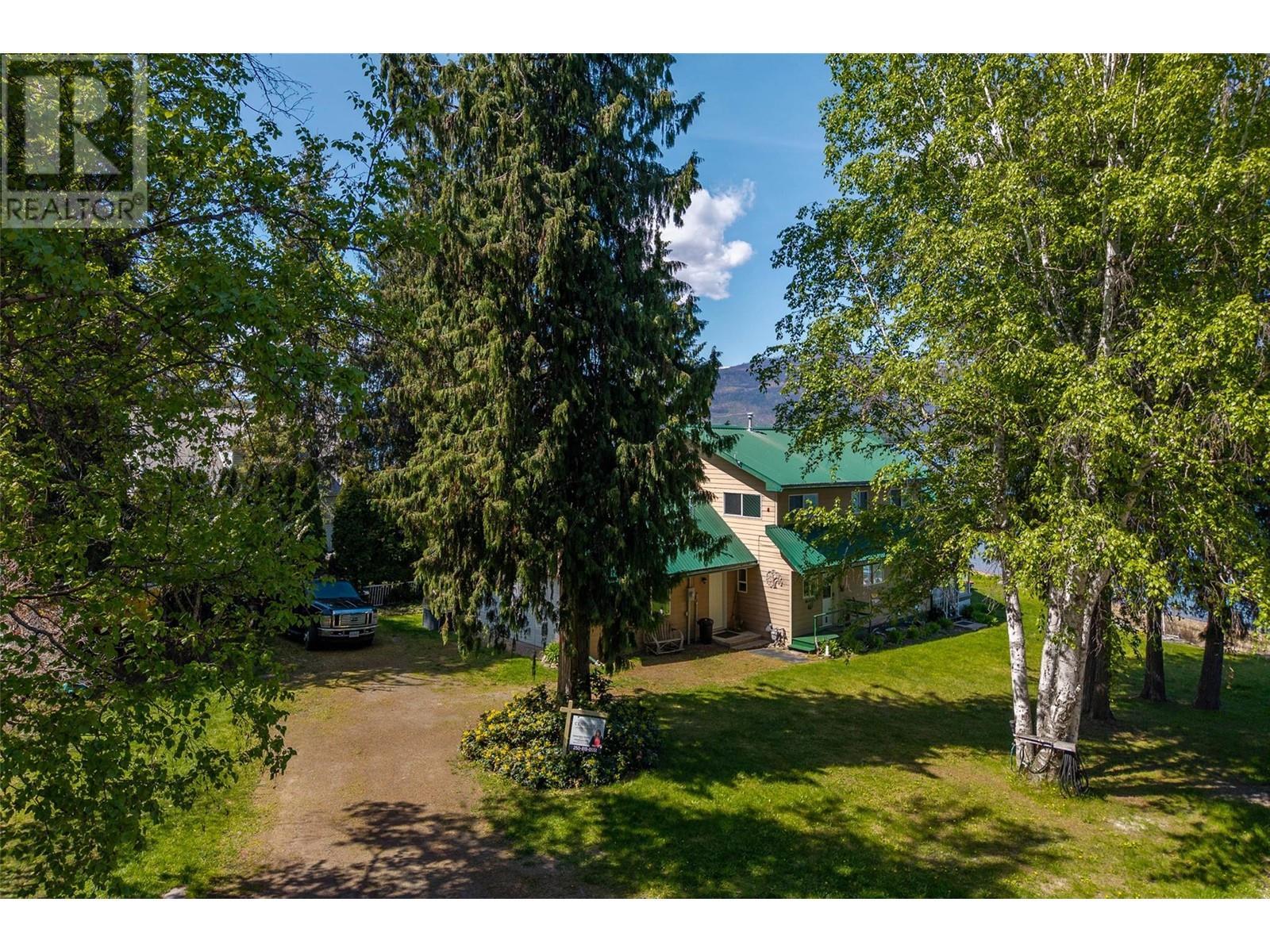 1837 Archibald Road Unit# 115. Blind Bay, British Columbia