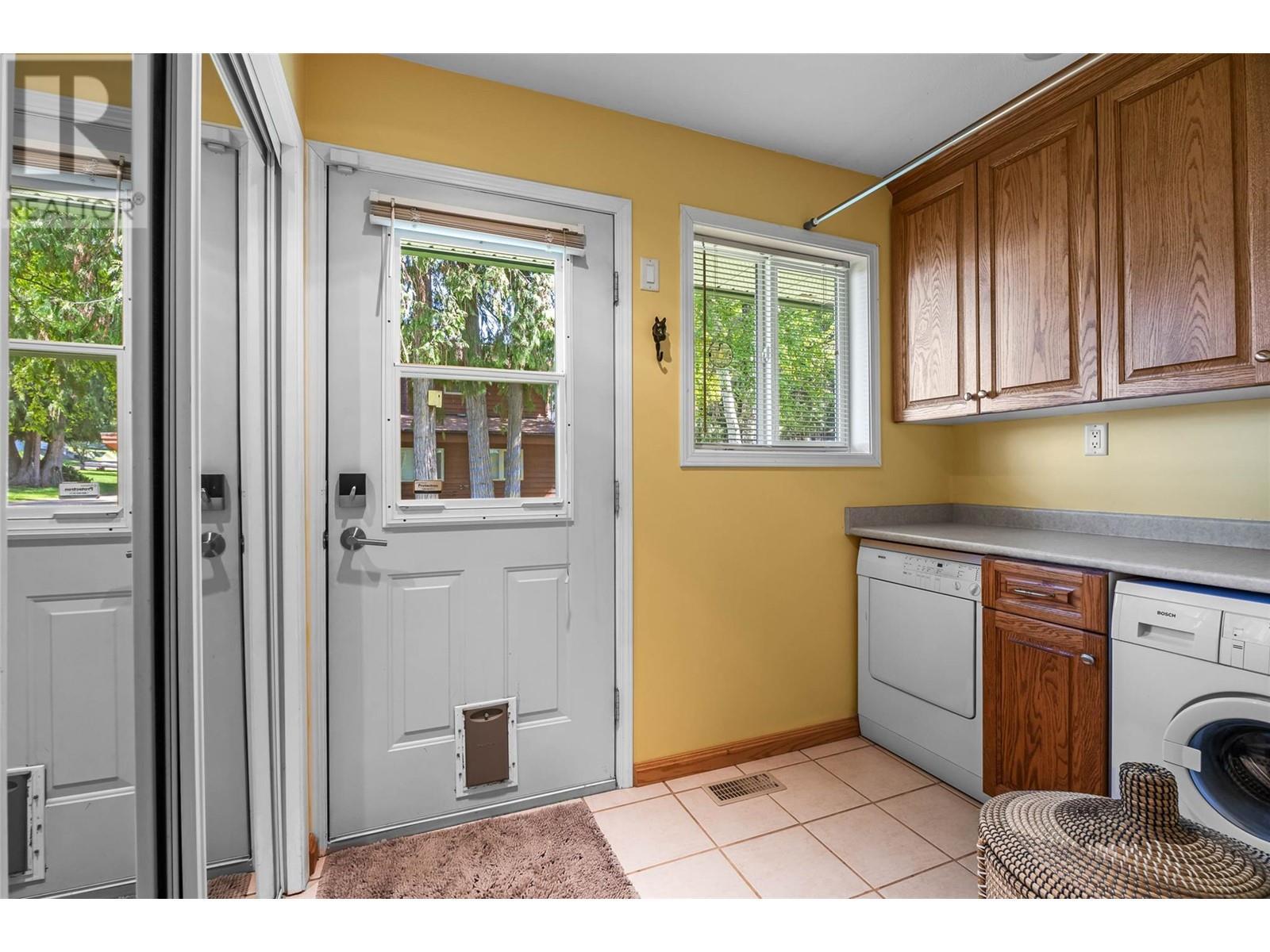 1837 Archibald Road Unit# 115. Blind Bay, British Columbia