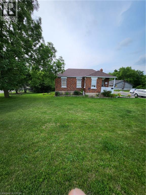 397 Queen Street W, Cambridge