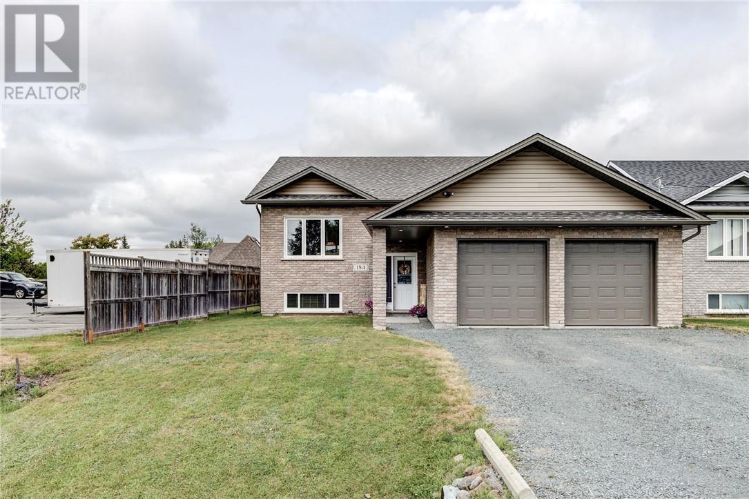 Photo of Listing #2113000