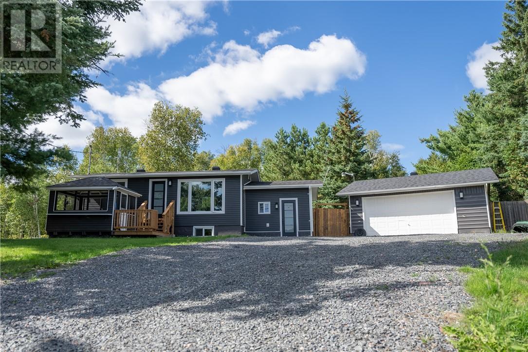 Photo of Listing #2113524
