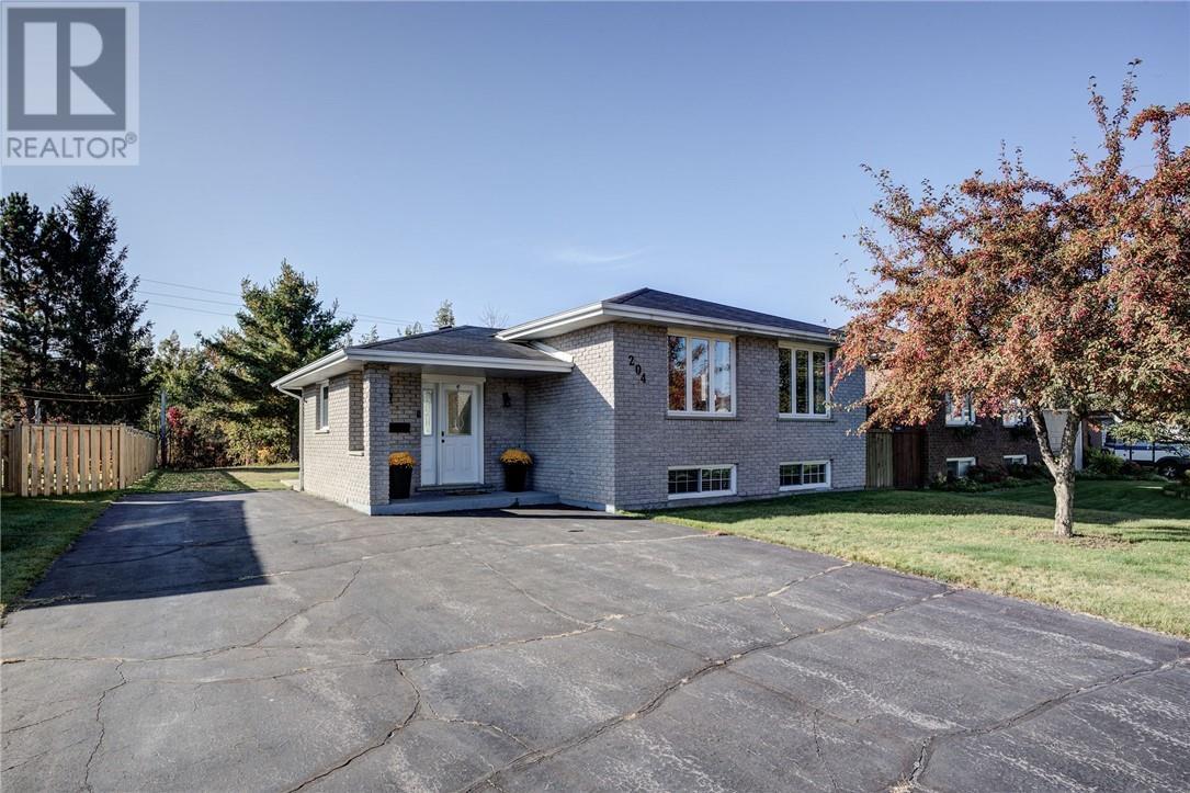 Photo of Listing #2113594