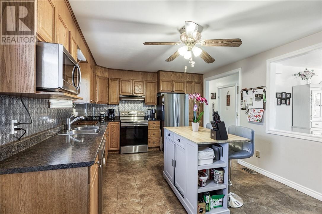 3716 Sauve Avenue, Chelmsford Property Listing MLS® 2114116