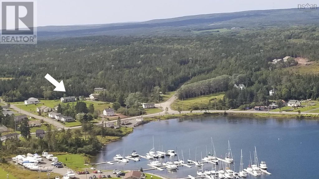 110 De Raymond Street, St. Peter's