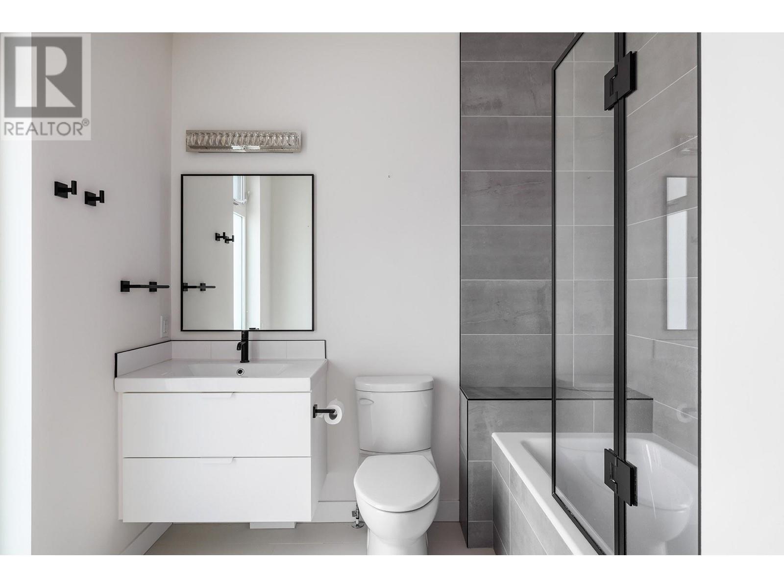 2825 Richter Street Unit# 2. Kelowna, British Columbia