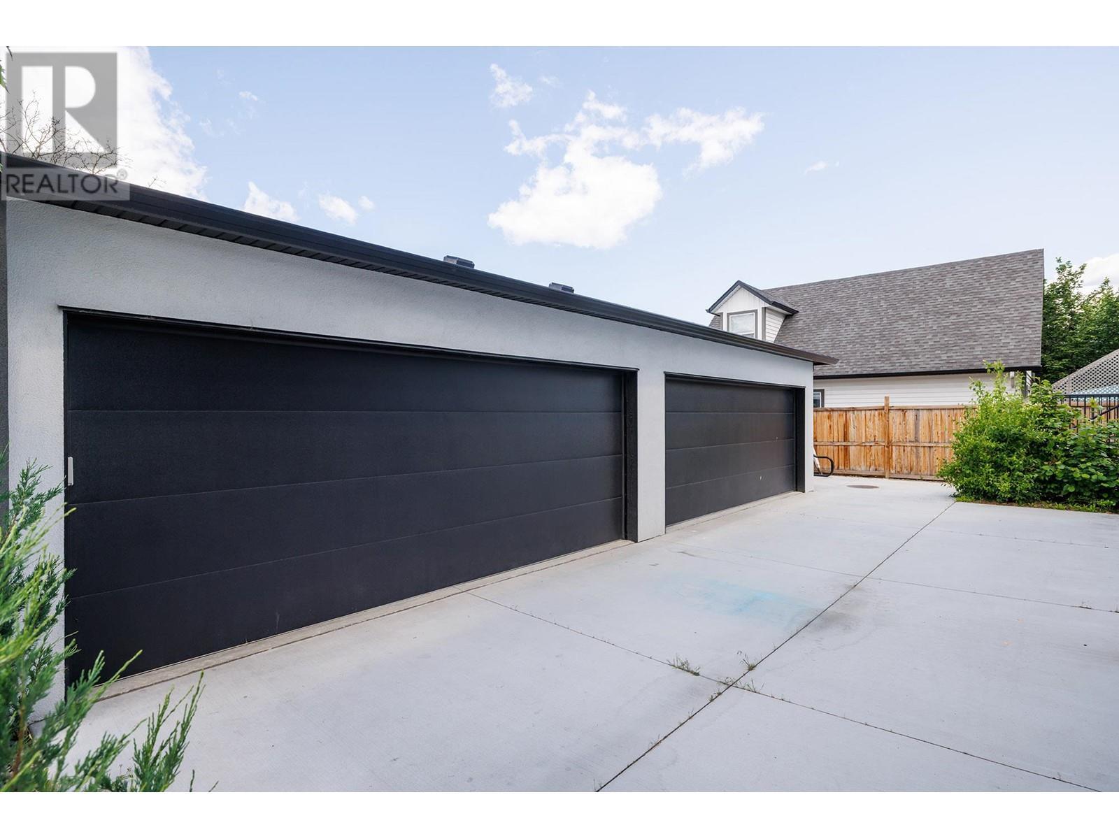 2825 Richter Street Unit# 2. Kelowna, British Columbia