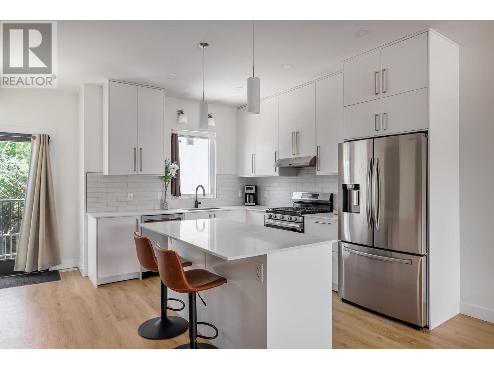 2825 Richter Street Unit# 2. Kelowna, British Columbia