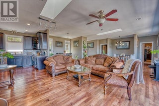 2127 Pleasant Dale Road W. Blind Bay, British Columbia