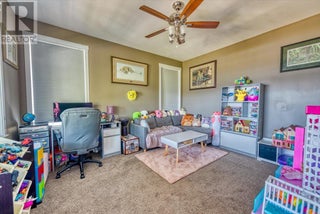 2127 Pleasant Dale Road W. Blind Bay, British Columbia