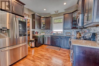 2127 Pleasant Dale Road W. Blind Bay, British Columbia