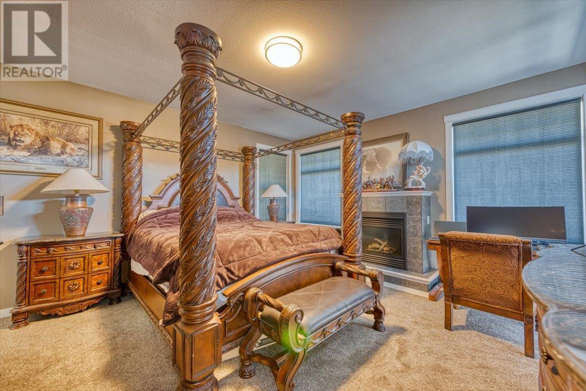 2127 Pleasant Dale Road W. Blind Bay, British Columbia