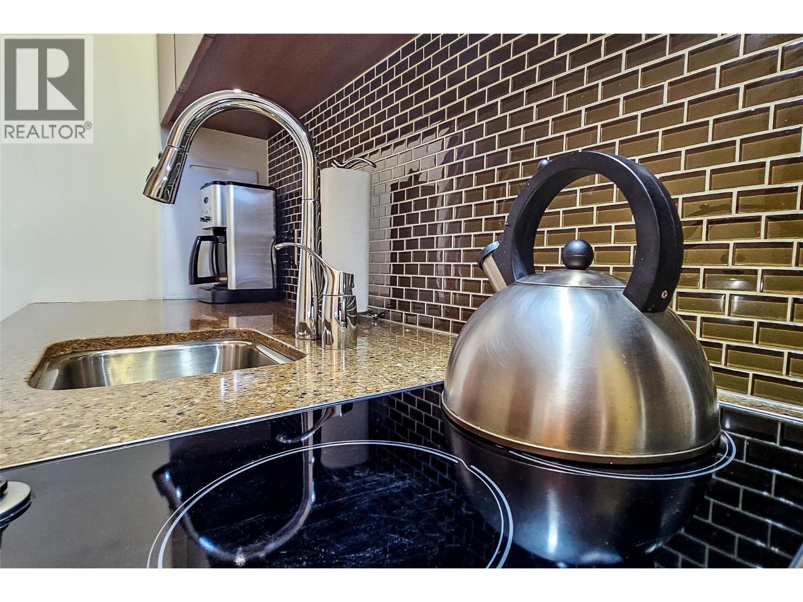 2950 Camozzi Road Unit# 1212. Revelstoke, British Columbia