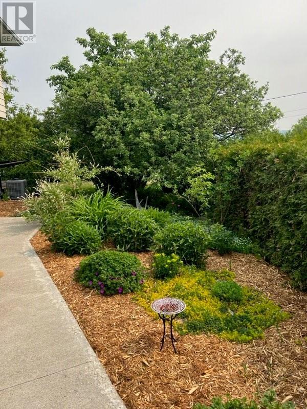 35 Spragge St, Manitowaning Property Listing MLS® 2115616