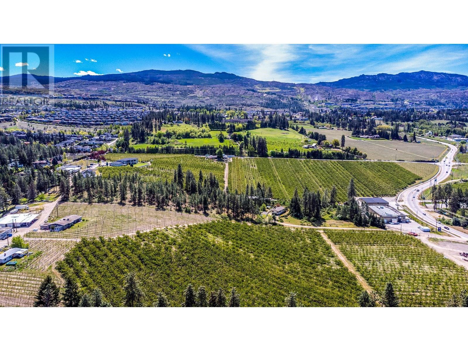 4729 Lakeshore Road. Kelowna, British Columbia
