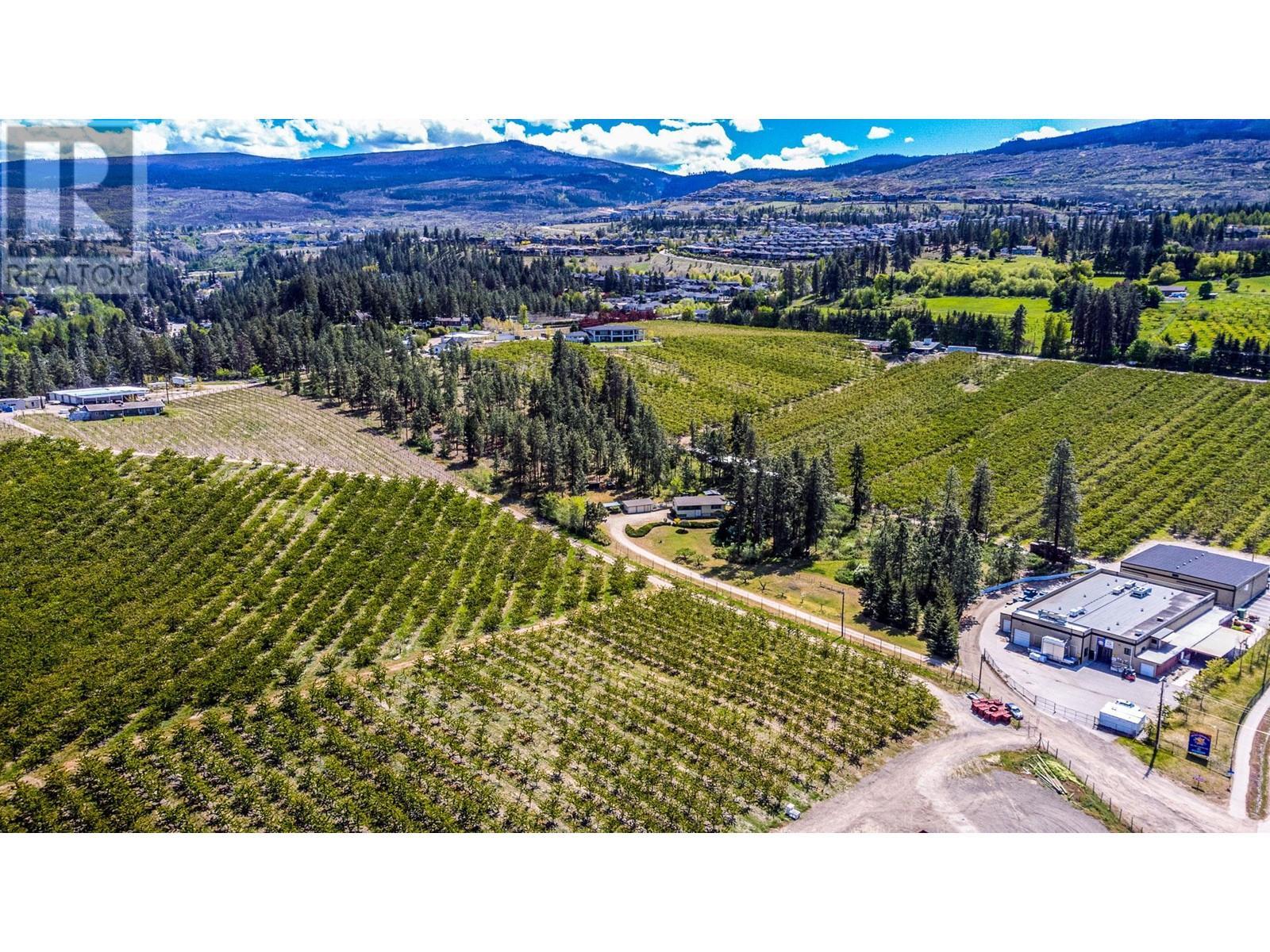 4729 Lakeshore Road. Kelowna, British Columbia