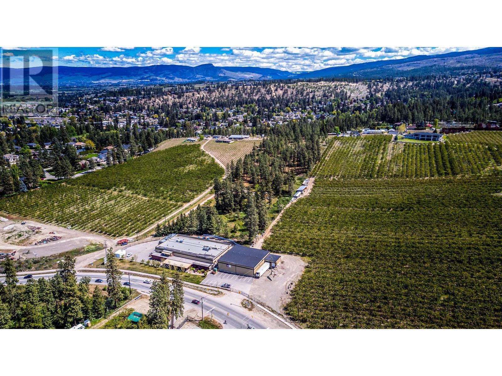 4729 Lakeshore Road. Kelowna, British Columbia