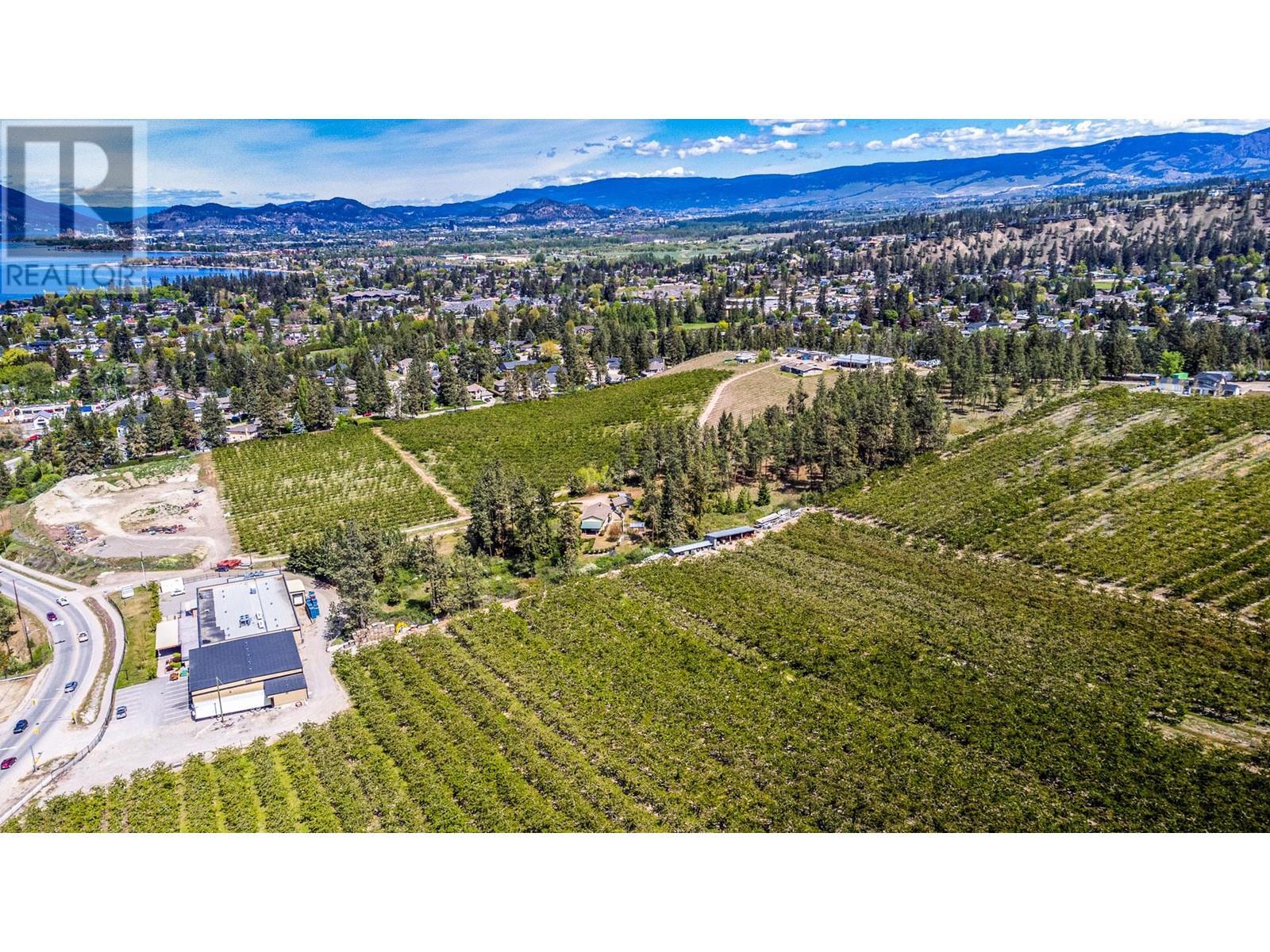 4729 Lakeshore Road. Kelowna, British Columbia