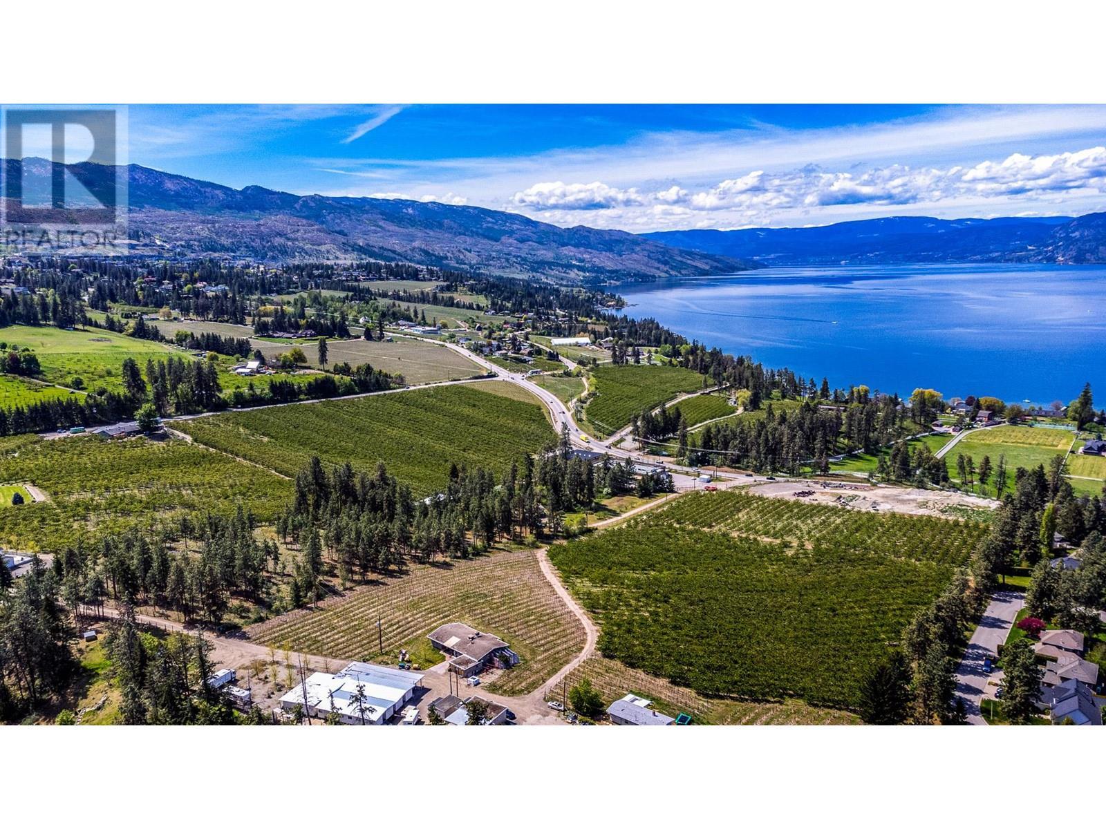4729 Lakeshore Road. Kelowna, British Columbia