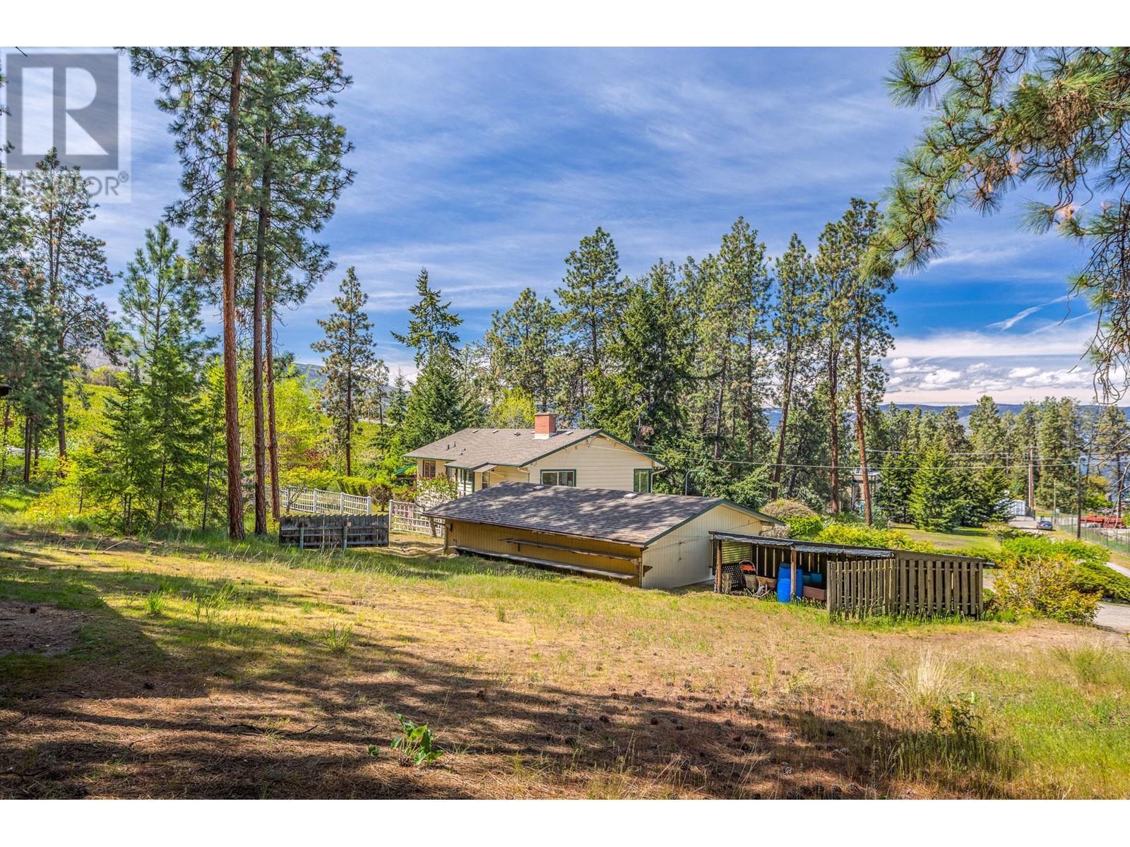 4729 Lakeshore Road. Kelowna, British Columbia